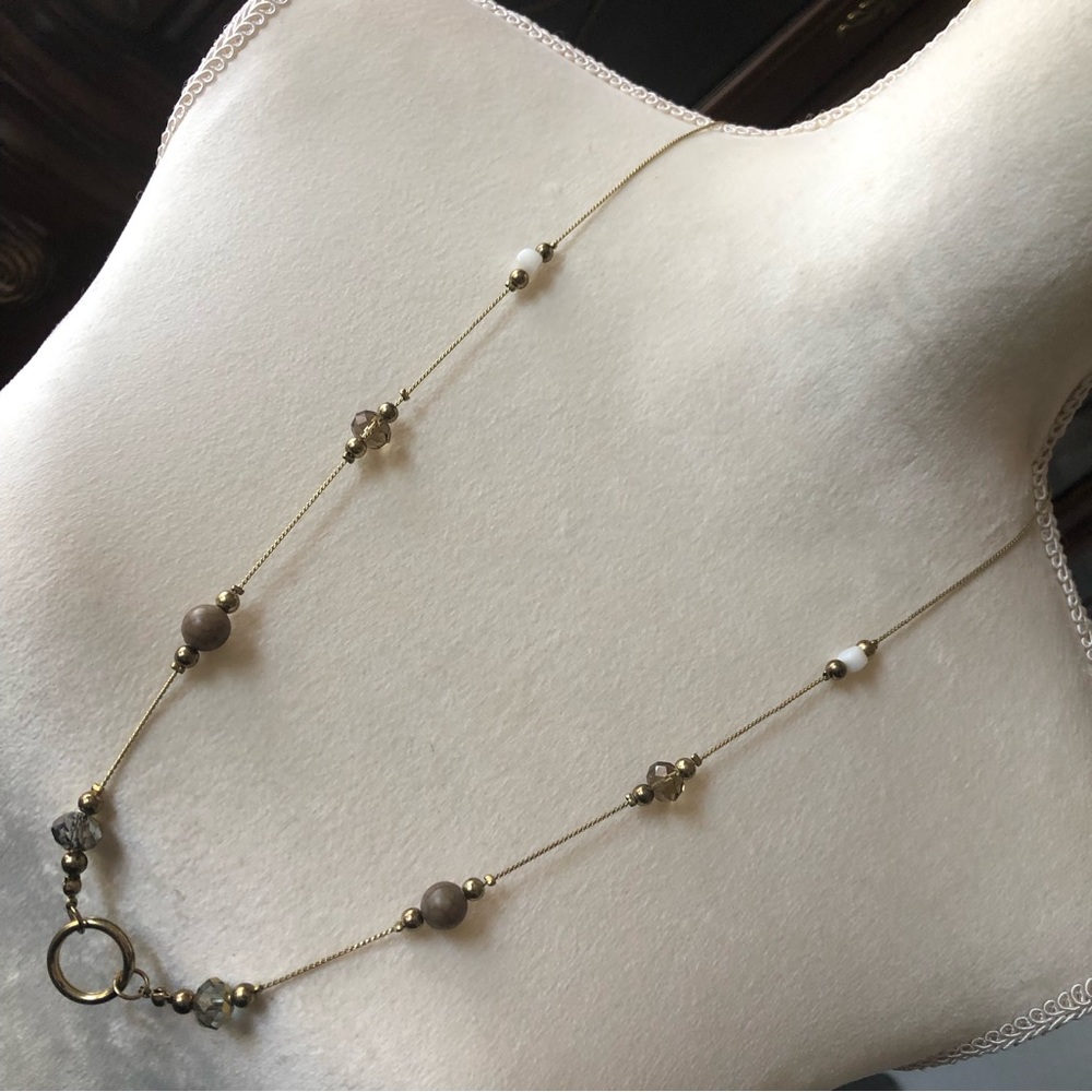 Elegant minimalistic beaded gold tone chain necklace NWT